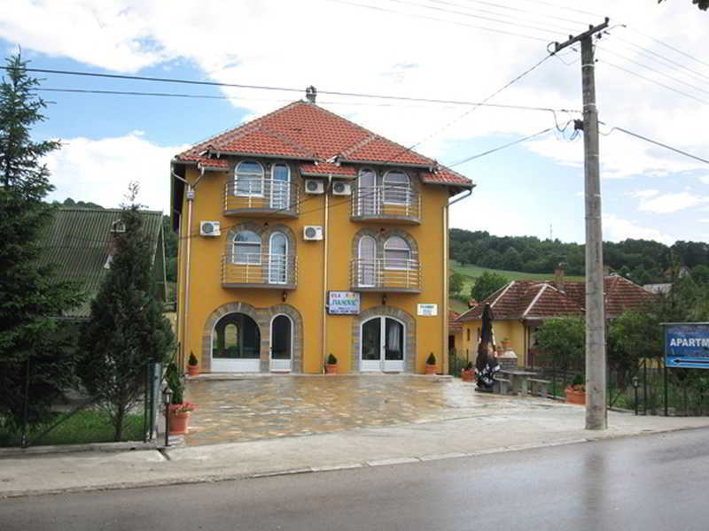 Hotel Zenica Exterior foto