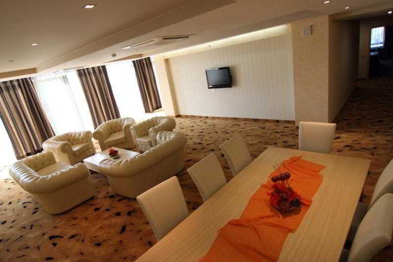 Hotel Zenica Habitación foto